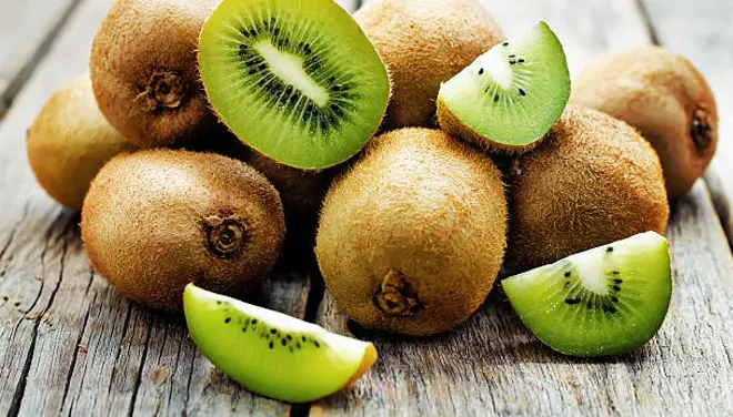 Kiwi, sumber vitamin K membantu siklus haid lebih sehat